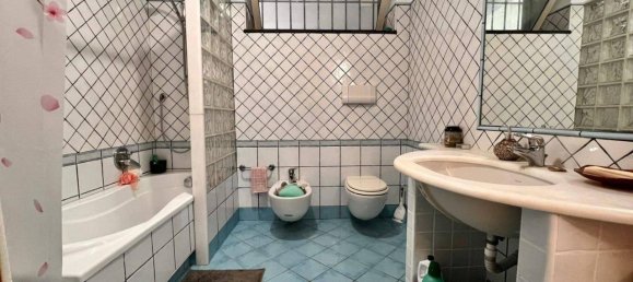 4 rooms Apartment in Pozzuoli, Italy No. 27036 33