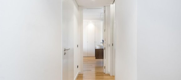 4 bedrooms Duplex in Porto, Portugal No. 140346 17