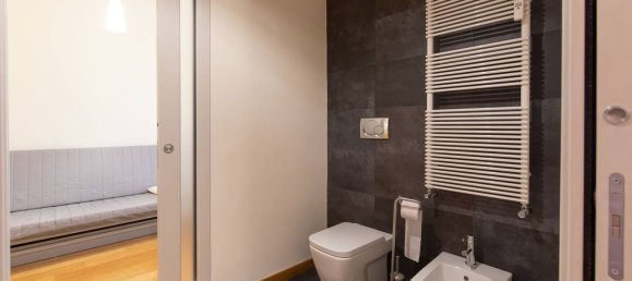 5-Zimmer Wohnung in Turin, Italy, Nr. 53561 10