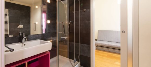 5-Zimmer Wohnung in Turin, Italy, Nr. 53561 9