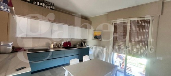 2 bedrooms Apartment in Cesana Brianza, Italy No. 311280 2