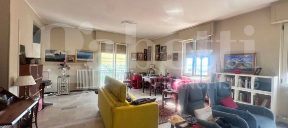 2 bedrooms Apartment in Cesana Brianza, Italy No. 311280 21