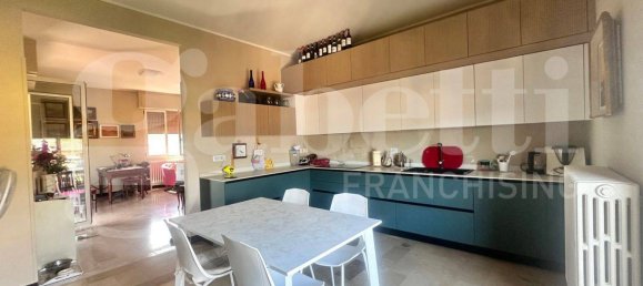 2 bedrooms Apartment in Cesana Brianza, Italy No. 311280 6