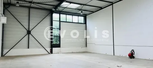 Oficina en Montevrain, France 580 m² No. 288914 2