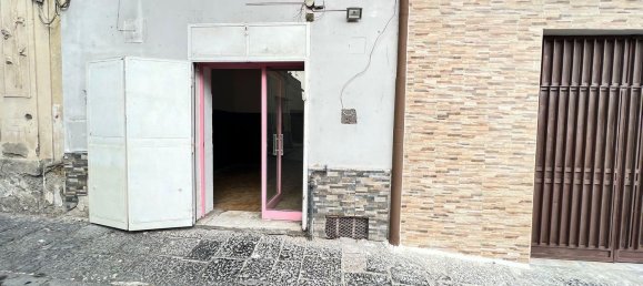 1 bedroom Apartment in Naples, Italy No. 327451 10