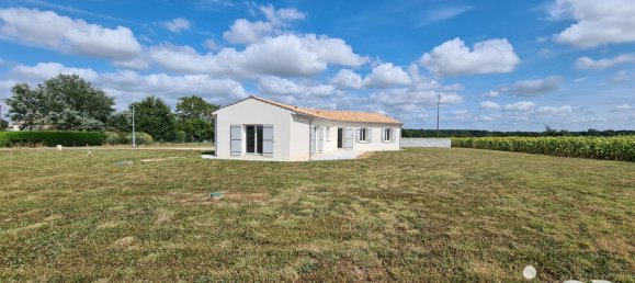 4 bedrooms House in Les Essards, France No. 321055 3