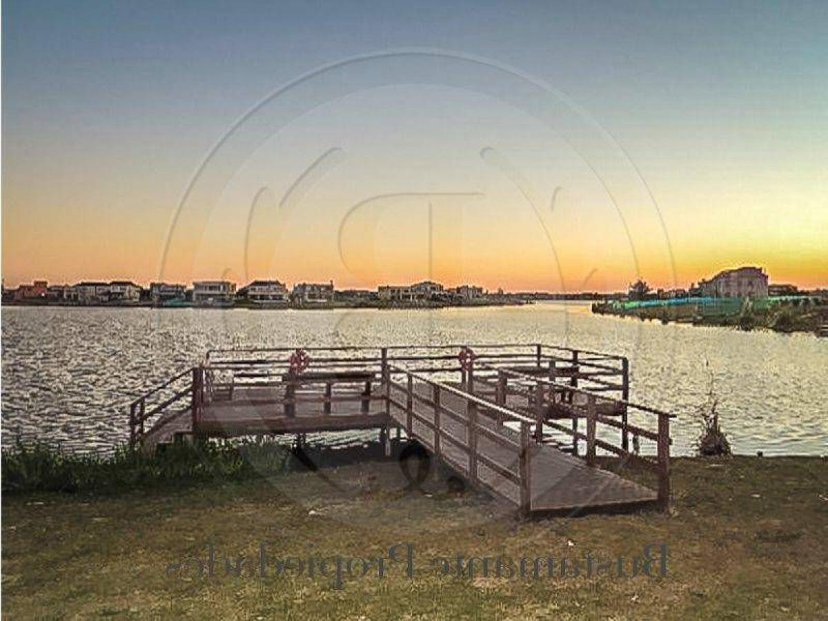  Land in Tigre, Argentina No. 41322