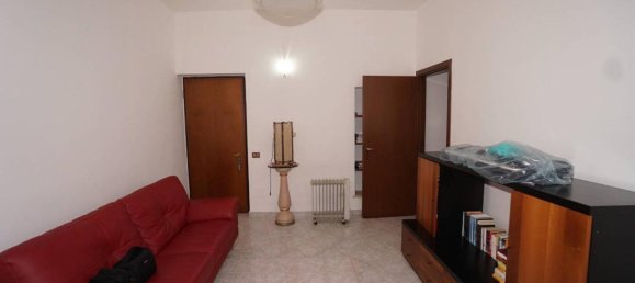 2غرفة شقة في Cassolnovo, Italy رقم 69145 3