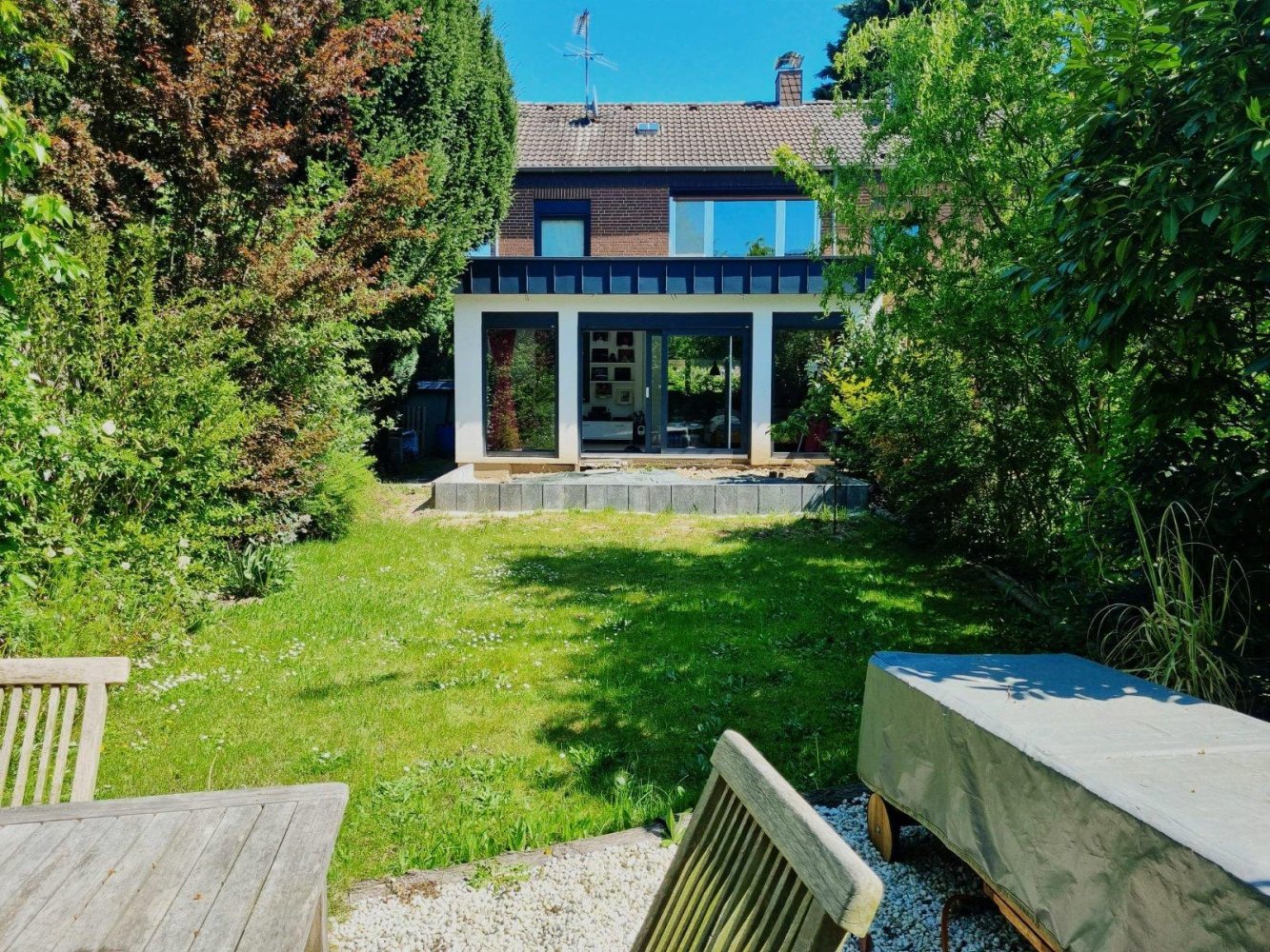 2 bedrooms Townhouse in Rhein-Erft, Germany No. 239081