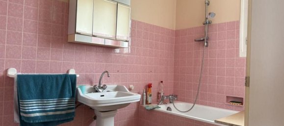 2 bedrooms Villa in Cotes-d'Armor, France No. 290883 3