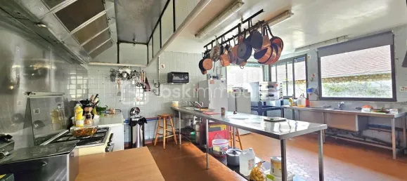 Дом с 8 спальнями в Нёмур, Франция № 348299 6