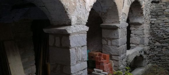 6 rooms House in Cannero Riviera, Italy No. 130585 3