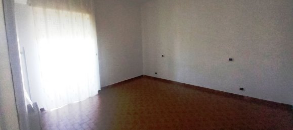 Apartamento de 2 divisões em Pomezia, Italy N.º 228026 10