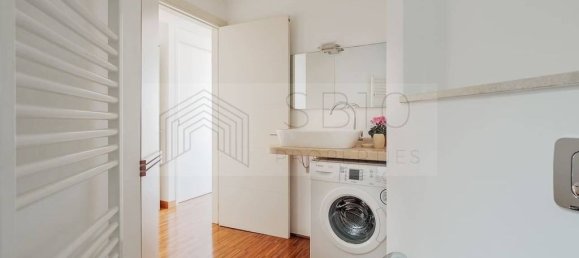 2 bedrooms Apartment in Milan, Italy No. 332171 14