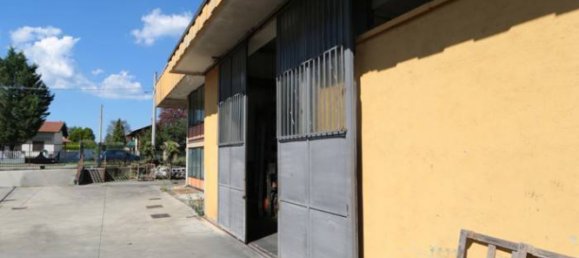 Склад с 1 комнатой в Лонате Поццоло, Италия № 297955 5