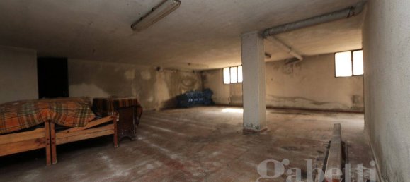 Склад с 1 комнатой в Лонате Поццоло, Италия № 297955 29