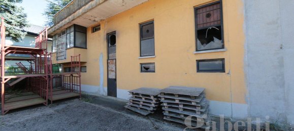 Склад с 1 комнатой в Лонате Поццоло, Италия № 297955 33