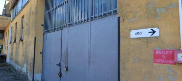 Склад с 1 комнатой в Лонате Поццоло, Италия № 297955 17