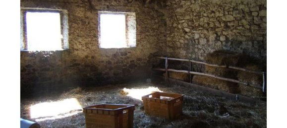 2 bedrooms Castles in Massa, Italy No. 255071 2