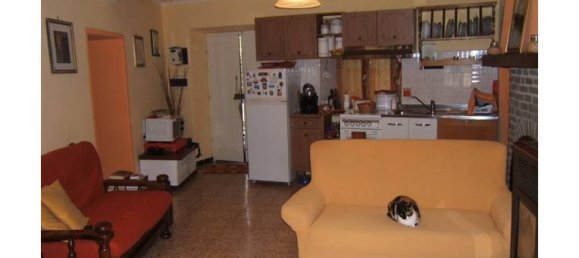 2 bedrooms Castles in Massa, Italy No. 255071 3