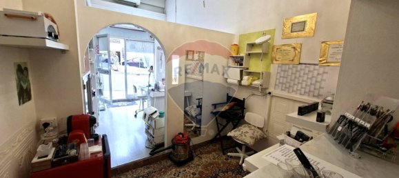 1-salle Propriété commerciale à Cagliari, Italy No. 330922 5