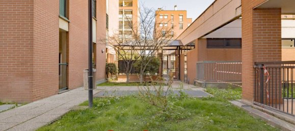 1 bedroom Apartment in Milan, Italy No. 316564 34