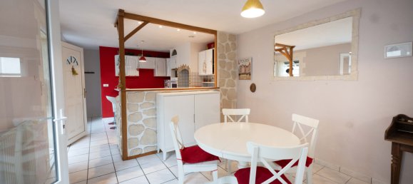 3 Schlafzimmer Haus in Tours, France, Nr. 64090 2