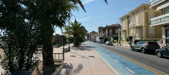 Apartamento de 6 habitaciónes en Porto San Giorgio, Italy No. 4753 43