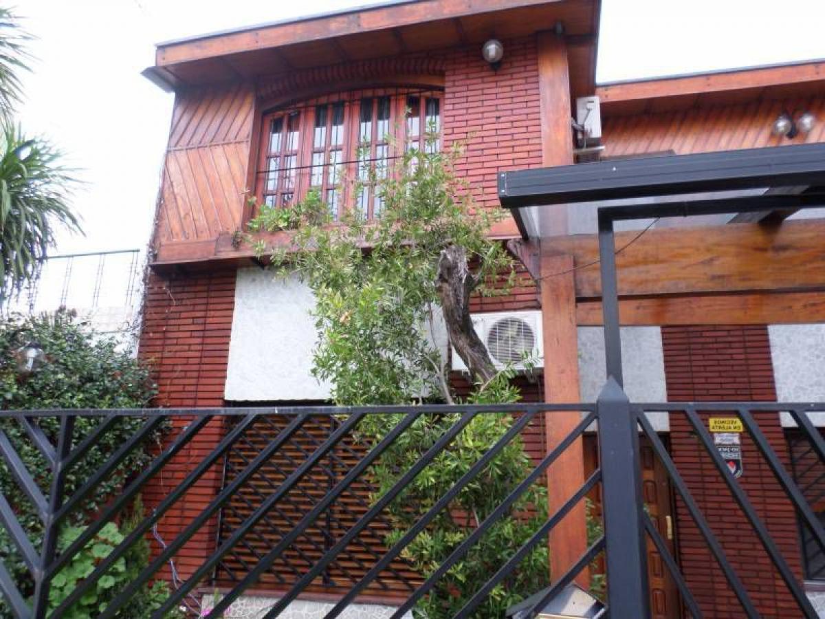 Дом с 3 спальнями в Буэнос-Айрес, Аргентина № 72744