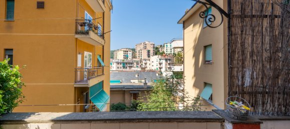 2 bedrooms Apartment in Genoa, Italy No. 328164 9