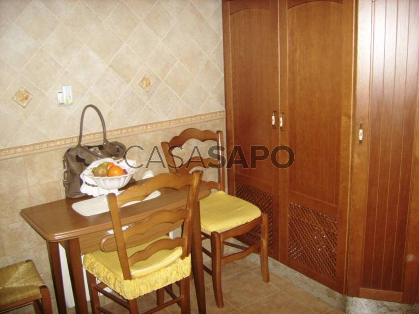 Квартира с 4 спальнями в Кашкайш, Португалия № 217271