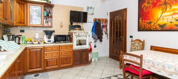 3 bedrooms House in Piossasco, Italy No. 287103 8