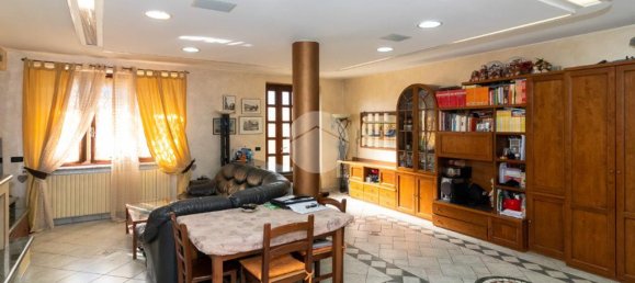 3 bedrooms House in Piossasco, Italy No. 287103 7