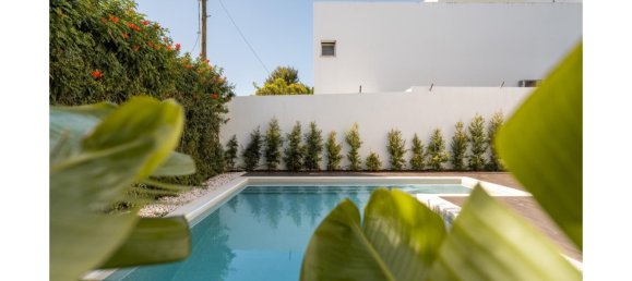 4 bedrooms Villa in Cascais, Portugal No. 104113 26