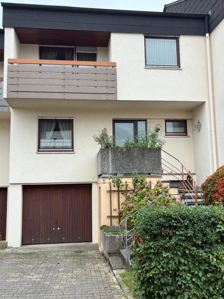 Adosado de 4 dormitorios en Rems-Murr-Kreis, Germany No. 266701