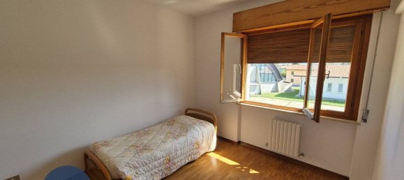 2 bedrooms Apartment in Udine, Italy No. 380507 9