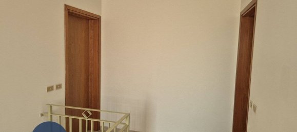 2 bedrooms Apartment in Udine, Italy No. 380507 11