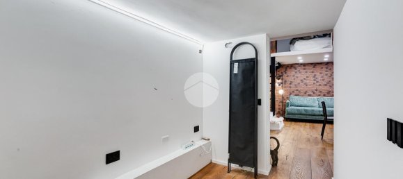 3 rooms Apartment in Rome, Italy No. 36315 9