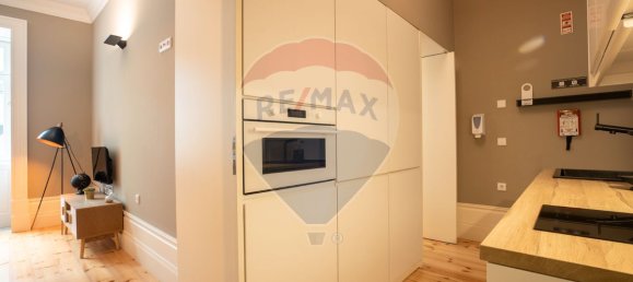 9 bedrooms Building in Porto, Portugal No. 136460 30