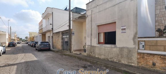 3 rooms House in Taviano, Italy No. 230806 2