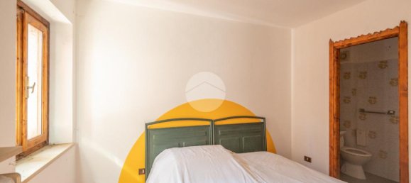 7 bedrooms House in Ferrara di Monte Baldo, Italy No. 377668 5