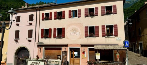 7 bedrooms House in Ferrara di Monte Baldo, Italy No. 377668 17