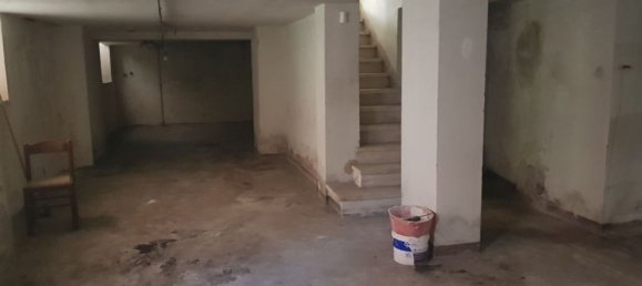 240m² Warehouse in Lucca, Italy No. 211528 13