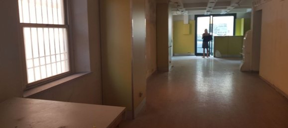 240m² Warehouse in Lucca, Italy No. 211528 4