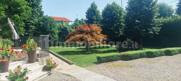 Villa de 4 dormitorios en Gerenzano, Italy No. 354266 4