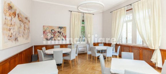 Villa de 4 dormitorios en Gerenzano, Italy No. 354266 31