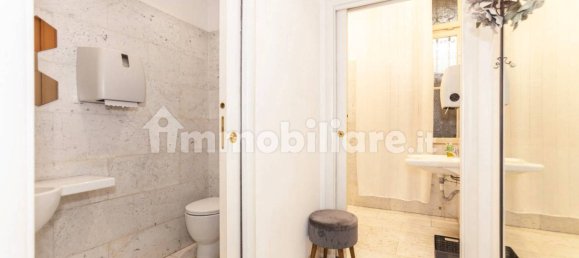 Villa de 4 dormitorios en Gerenzano, Italy No. 354266 39