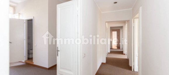 Villa de 4 dormitorios en Gerenzano, Italy No. 354266 48