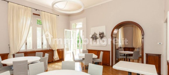 Villa de 4 dormitorios en Gerenzano, Italy No. 354266 33