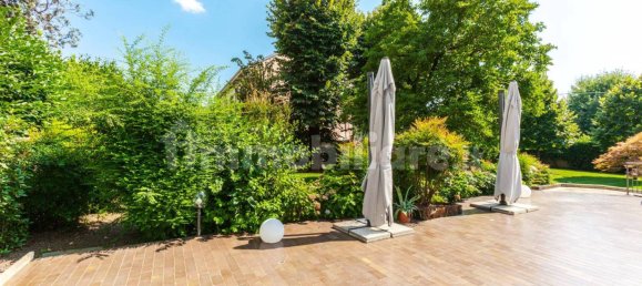 Villa de 4 dormitorios en Gerenzano, Italy No. 354266 17